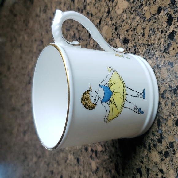 Vintage Royal Worcester Tuesday's Child Bone China Childs Mug from England - Picture 1 of 9